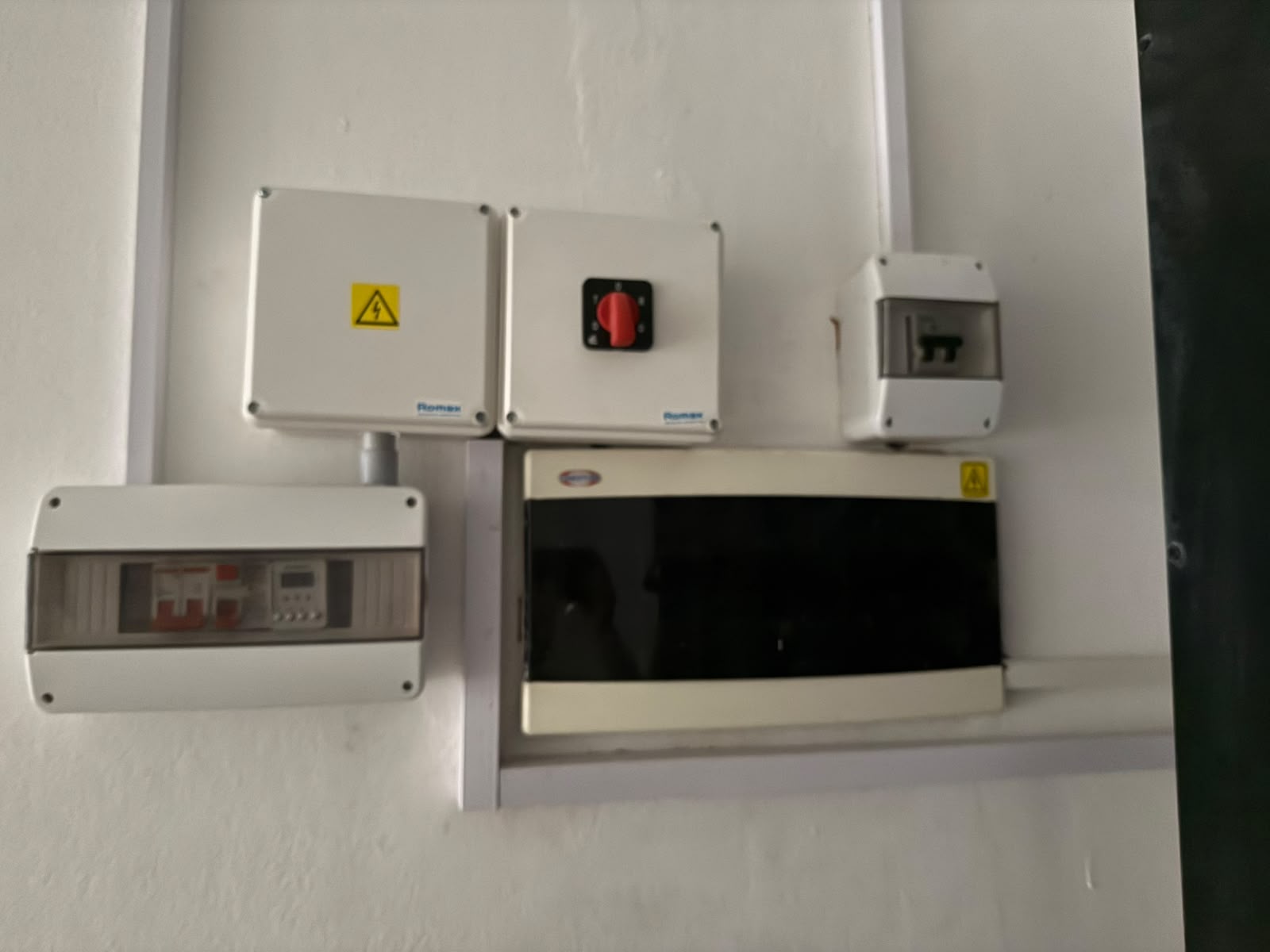 Tableros y automatismos eléctricos